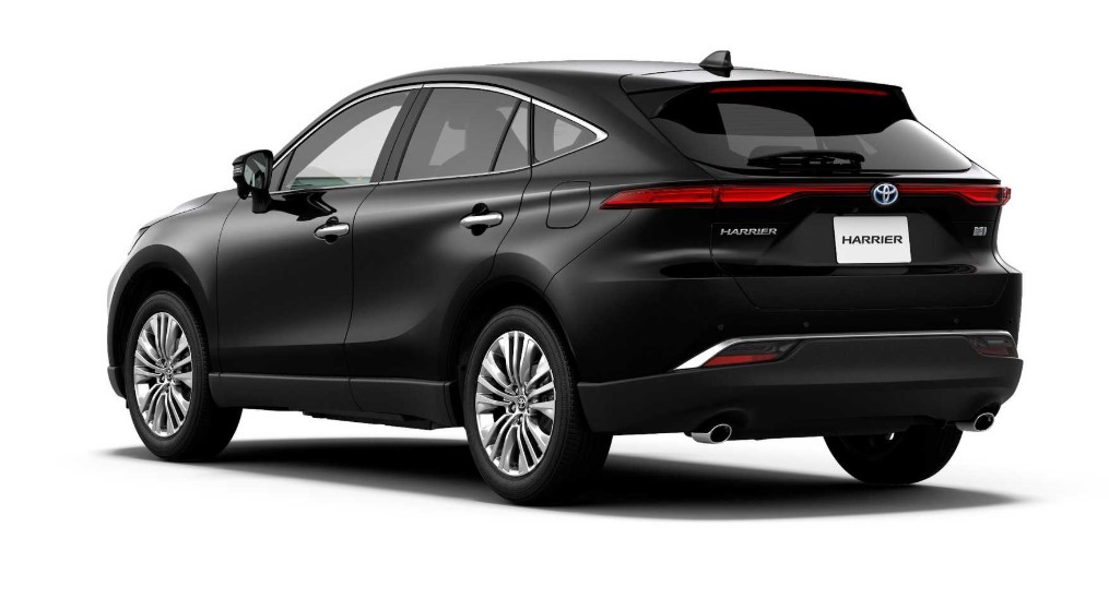 2021 Toyota Harrier view from the backside