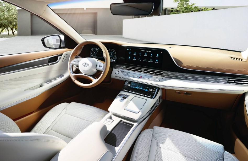 2021 Hyundai Azera with new interior design