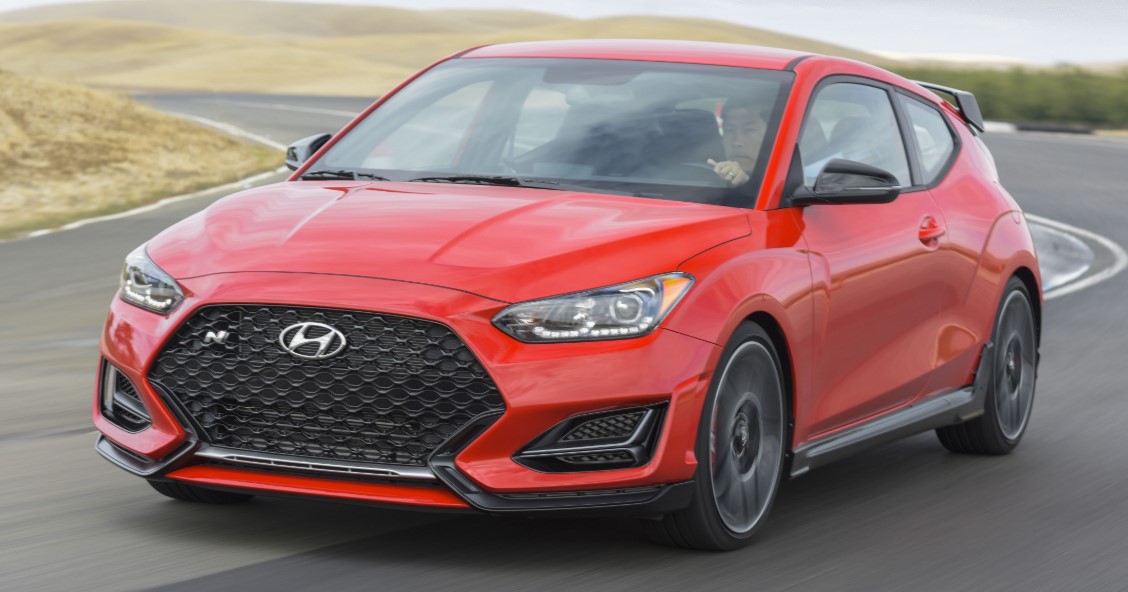 2021 Hyundai Veloster test drive with its new engine system