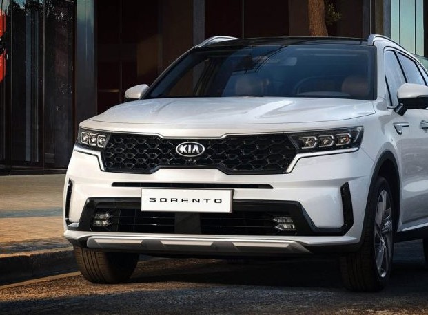 2025 Kia Sorento Front View