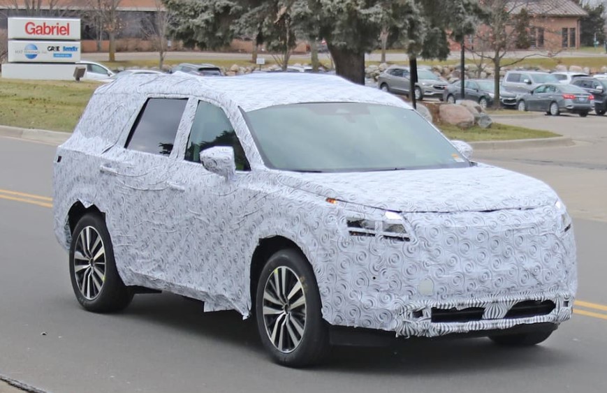 2021 Nissan Pathfinder Prototype model