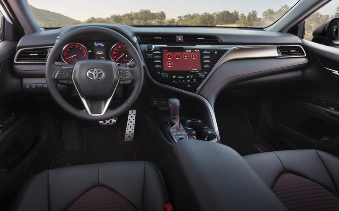 2021 Toyota Camry has more control features on Dashboard