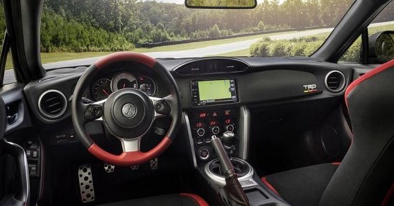 2021 Toyota GT-86 Convertible with new interior design