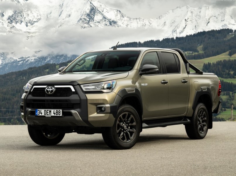 2021 Toyota Hilux Overview