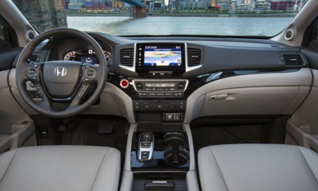 2022 Honda Pilot Cabin and Navigation