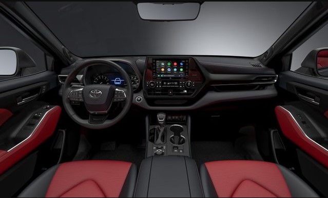 2022 Toyota Highlander with new interior style