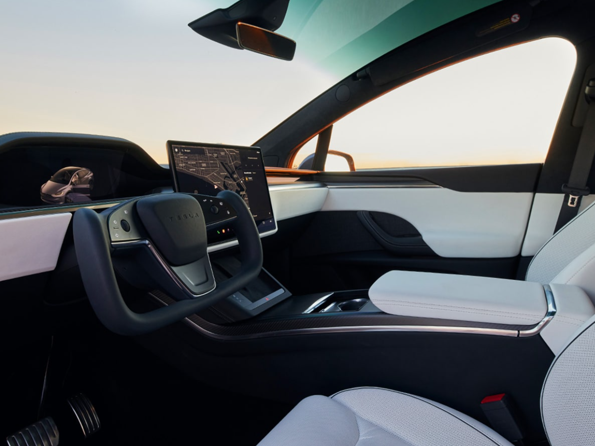 2023 Tesla Model X Interior